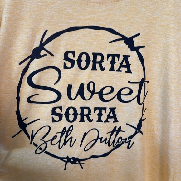 Sorta Sweet Sorta Beth Dutton Yellowstone T-Shirt Yellow & Black Short Sleeve - Picture 2 of 6